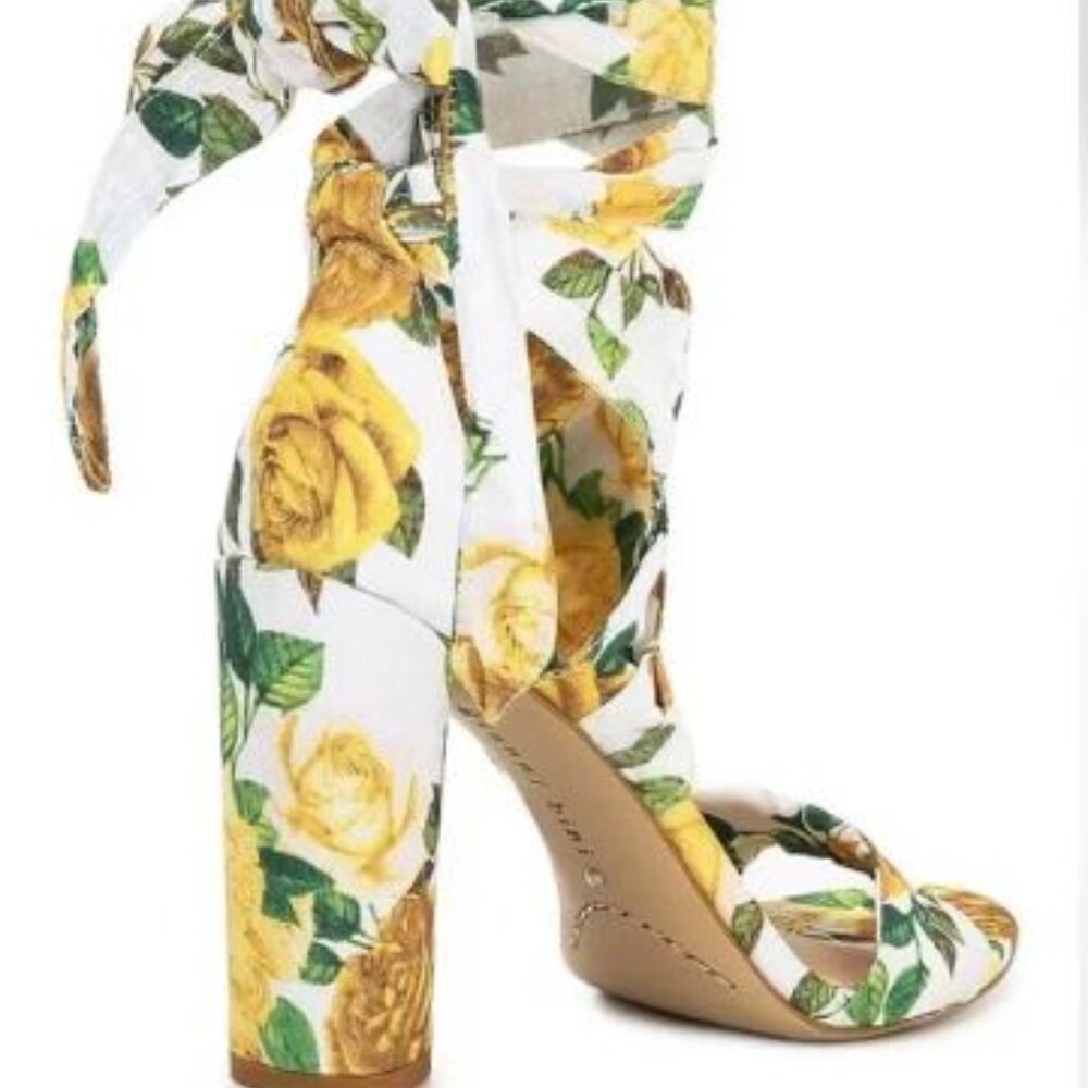 NWOB | Gianni Bini | Yellow Rose Sandal | 6.5